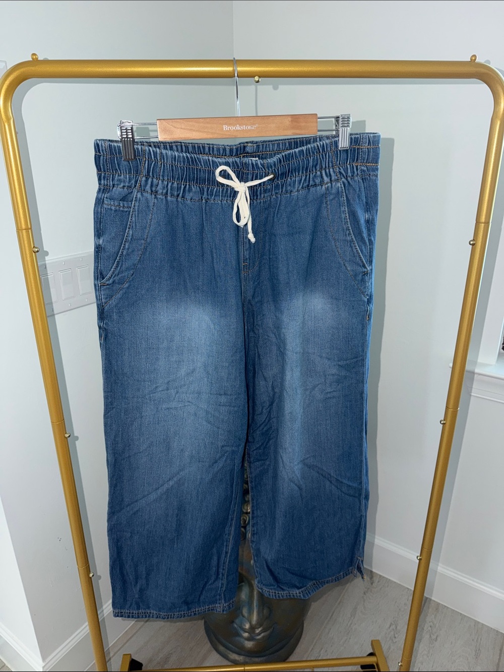 Women’s jogger like Drawstring Denim Jeans